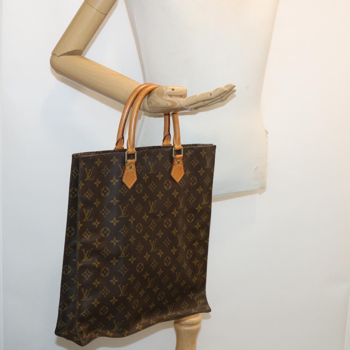 LOUIS VUITTON Monogram Sac Plat Hand Bag M51140 LV 32068