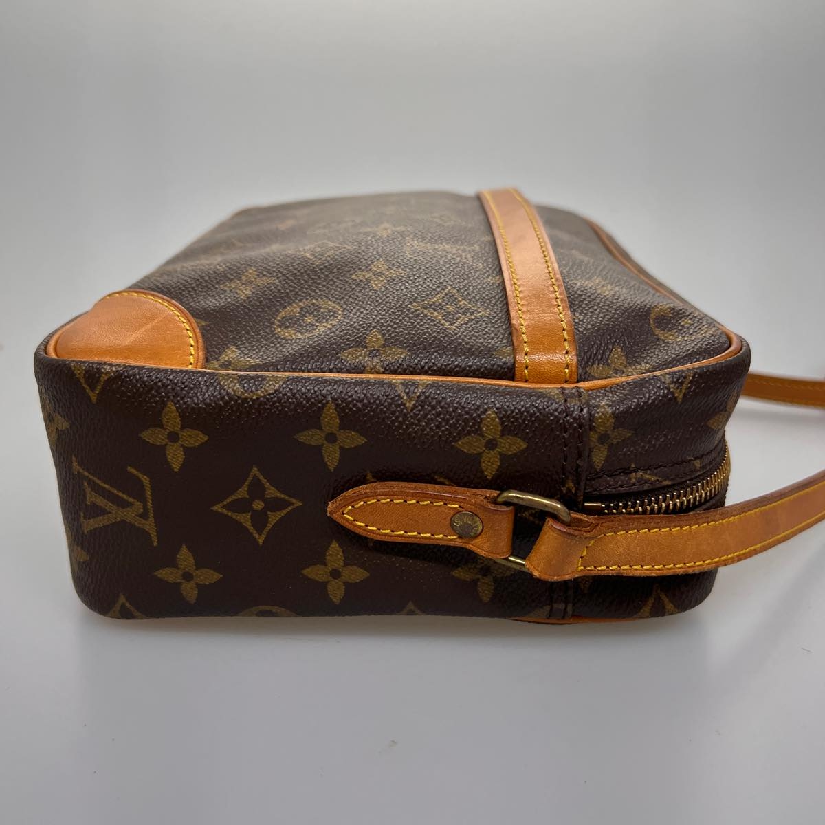 LOUIS VUITTON Monogram Trocadero 30 Shoulder Bag M51272 LV 32125
