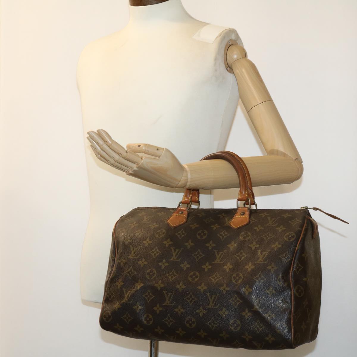 LOUIS VUITTON Monogram Speedy 35 Hand Bag M41524 LV 32185