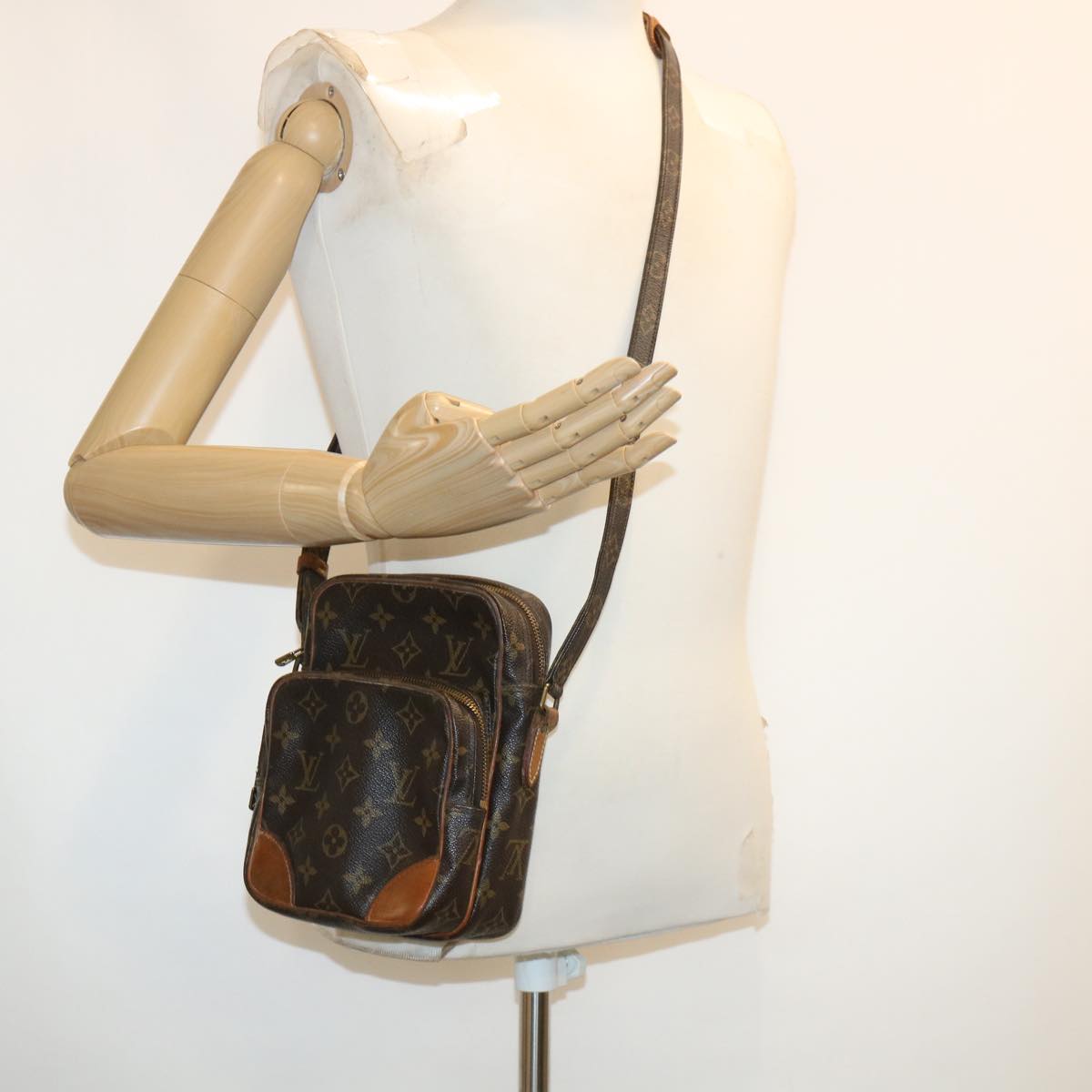 LOUIS VUITTON Monogram Amazon Shoulder Bag M45236 LV 32272