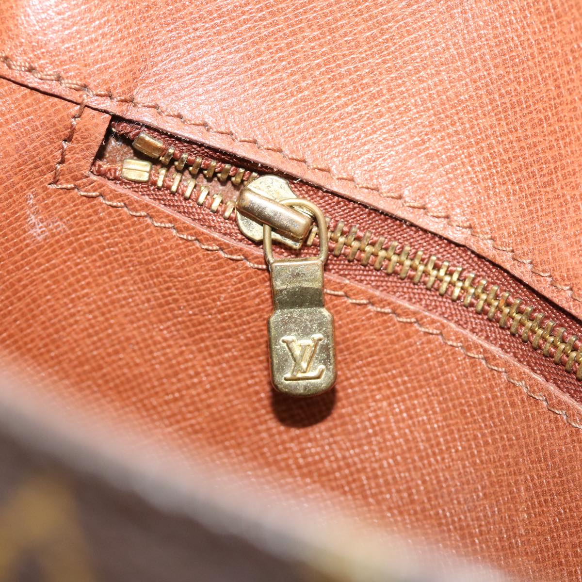 LOUIS VUITTON Monogram Chantilly GM Shoulder Bag M51232 LV 32284
