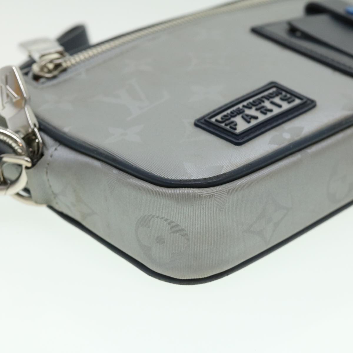 LOUIS VUITTON Monogram satellite alpha Clutch Bag Silver M44171 LV 32344A
