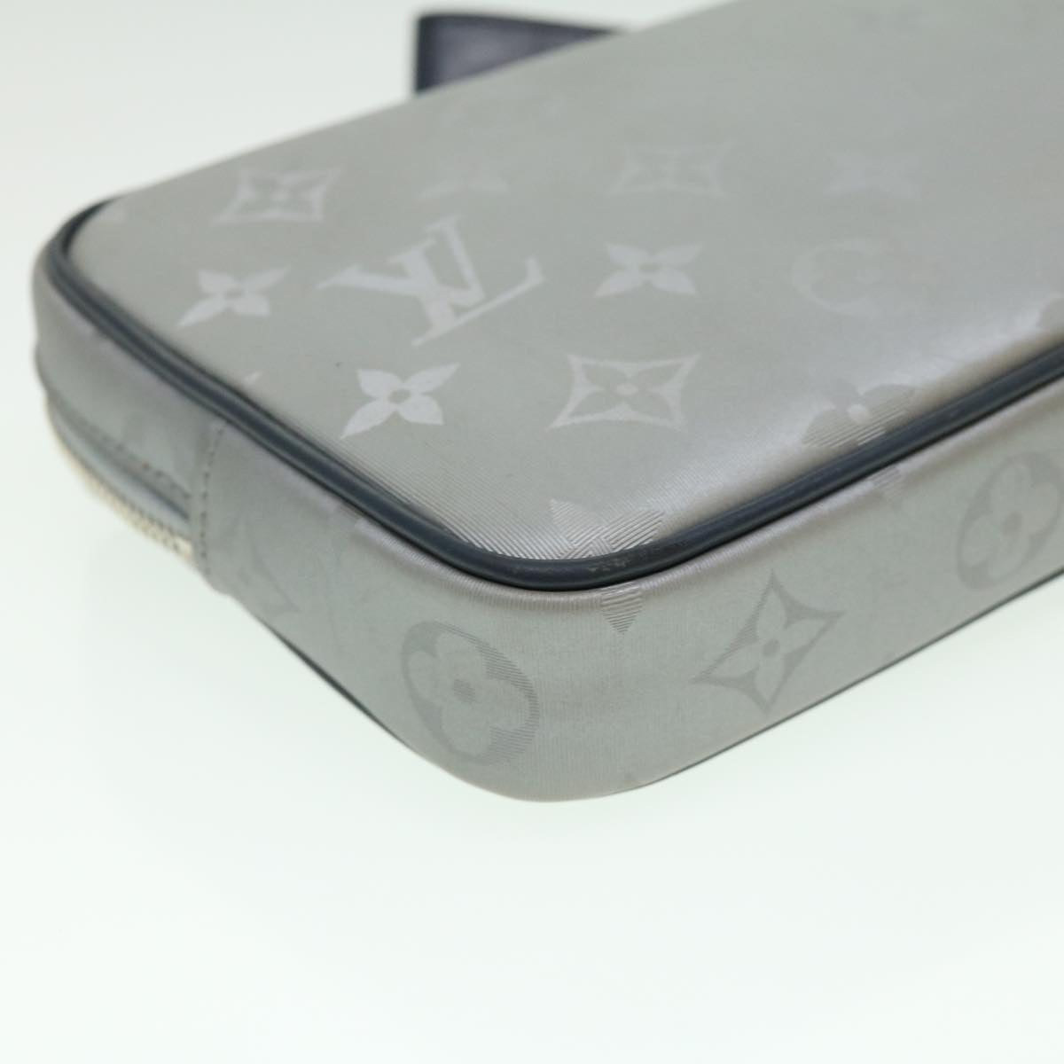 LOUIS VUITTON Monogram satellite alpha Clutch Bag Silver M44171 LV 32344A