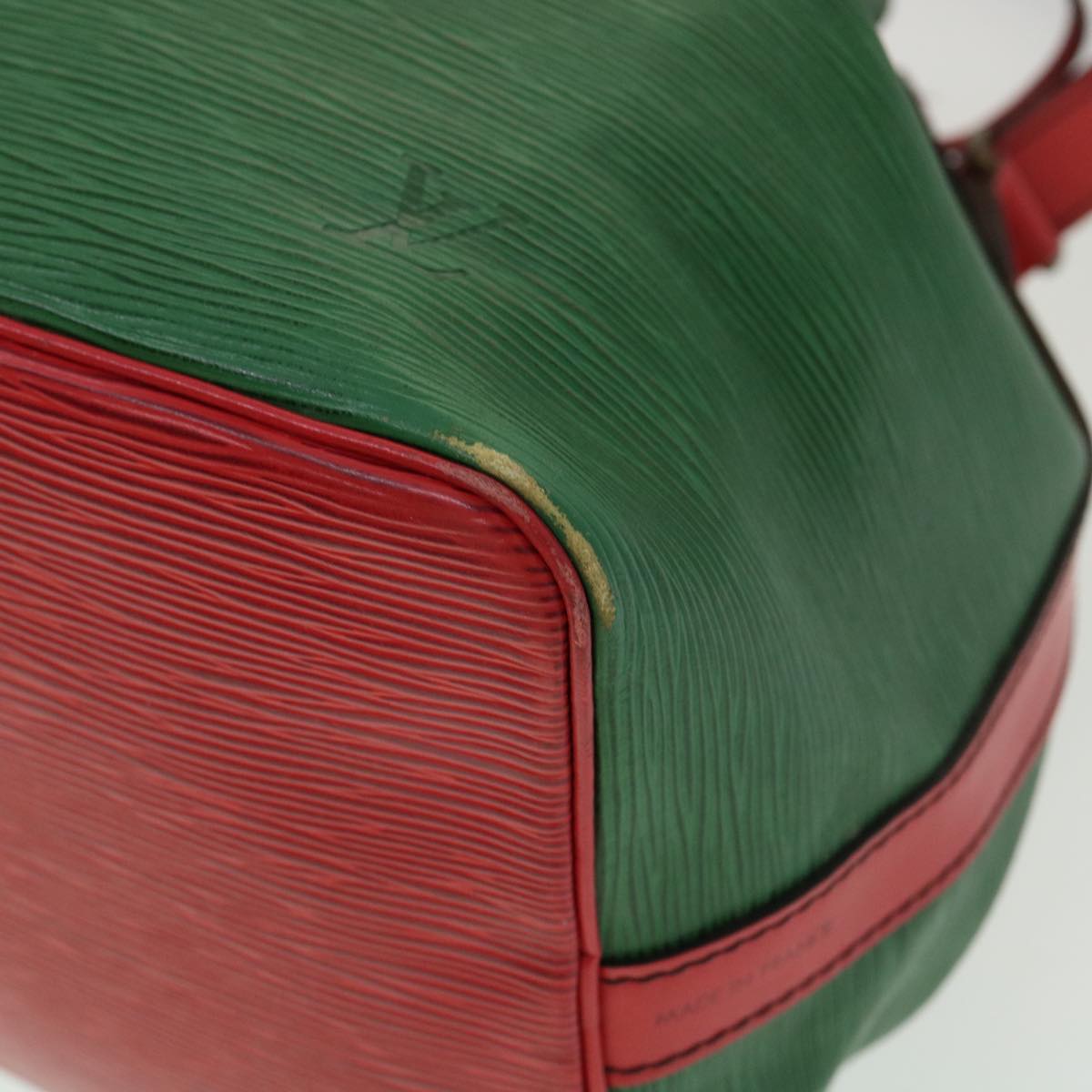 LOUIS VUITTON Epi Petit Noe Bicolor Shoulder Bag Green Red M44147 LV 32346