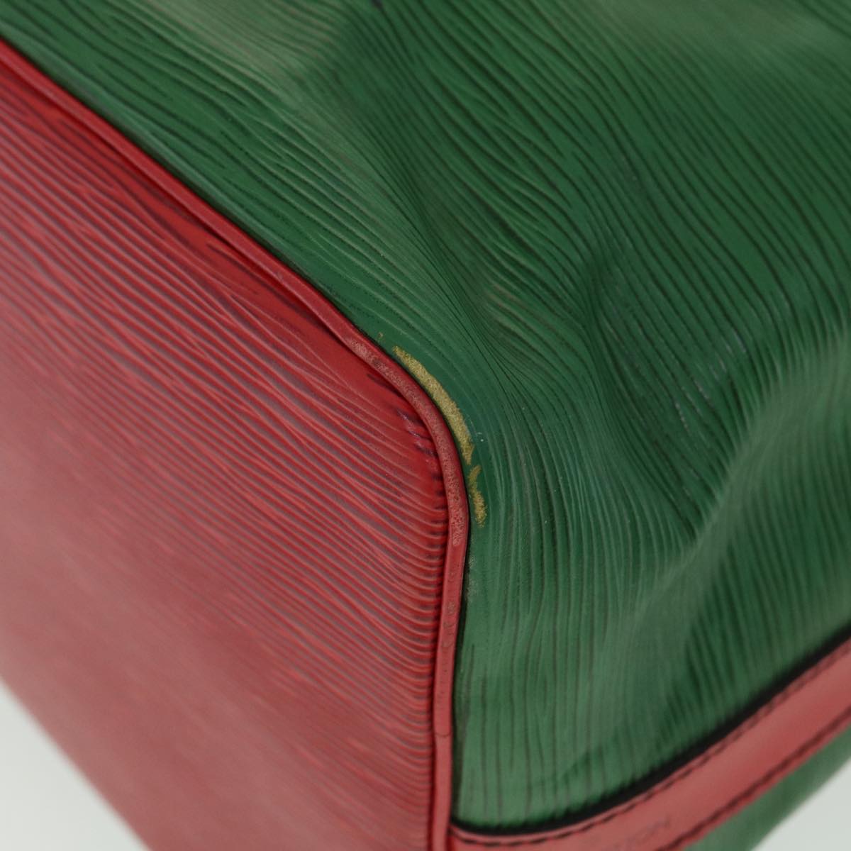 LOUIS VUITTON Epi Petit Noe Bicolor Shoulder Bag Green Red M44147 LV 32346