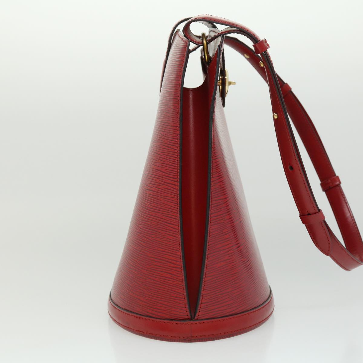LOUIS VUITTON Epi Cluny Shoulder Bag Castilian red LV 32378