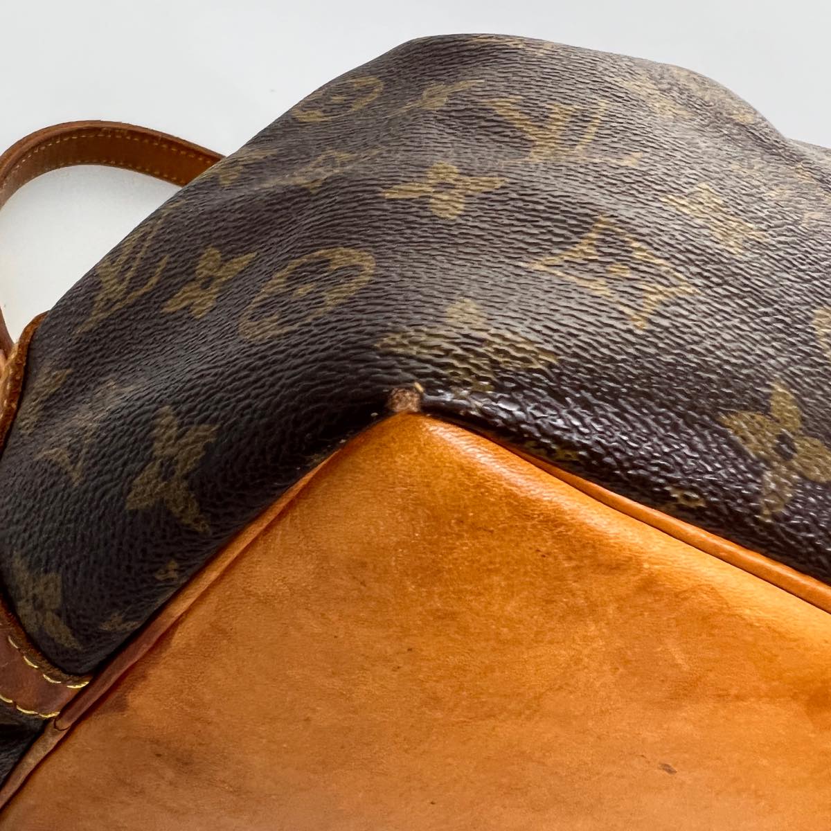 LOUIS VUITTON Monogram Petit Noe Shoulder Bag M42226 LV 32428