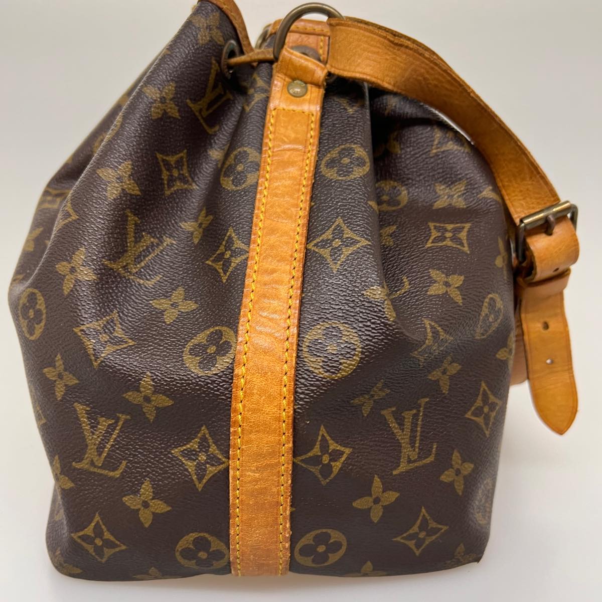 LOUIS VUITTON Monogram Petit Noe Shoulder Bag M42226 LV 32428