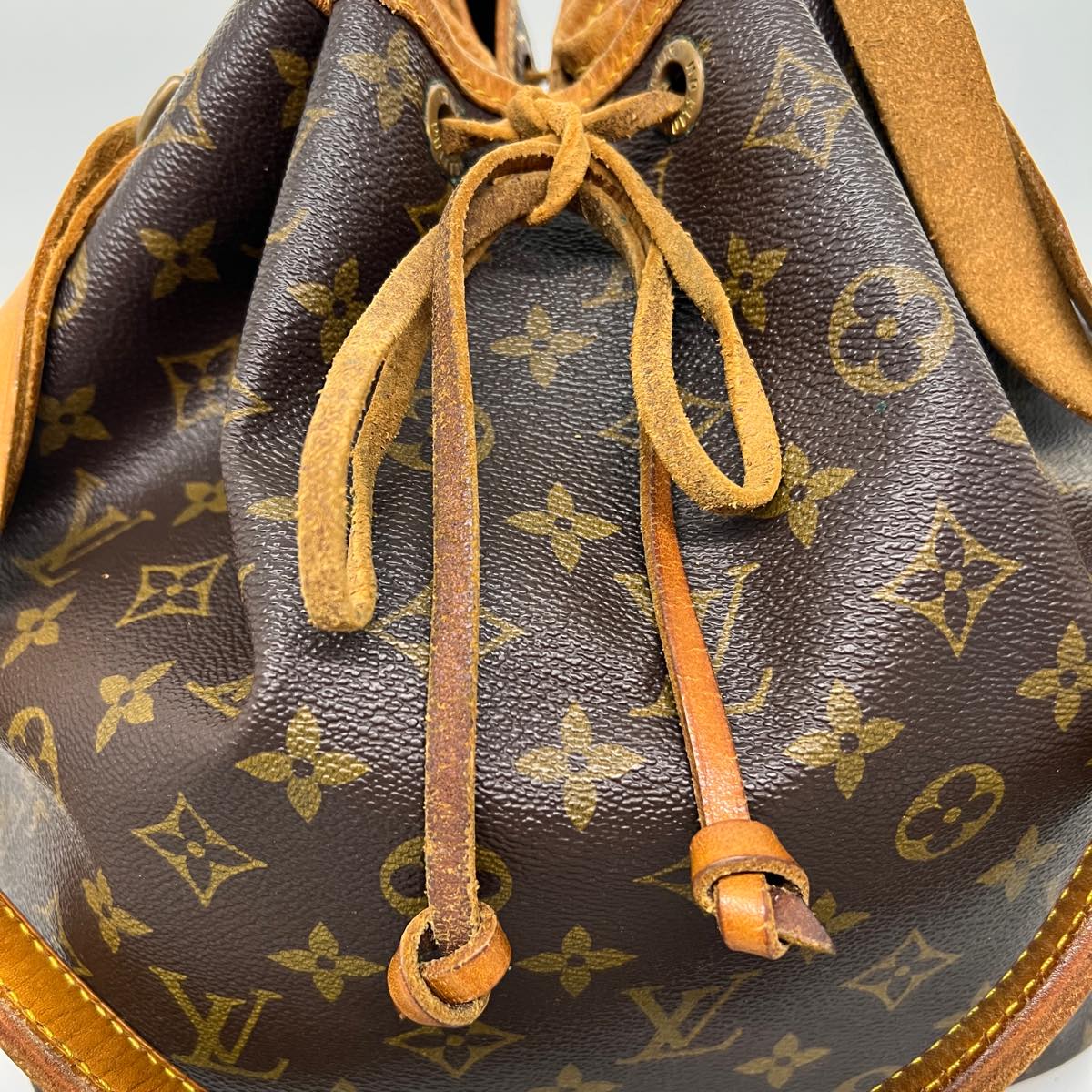 LOUIS VUITTON Monogram Petit Noe Shoulder Bag M42226 LV 32428