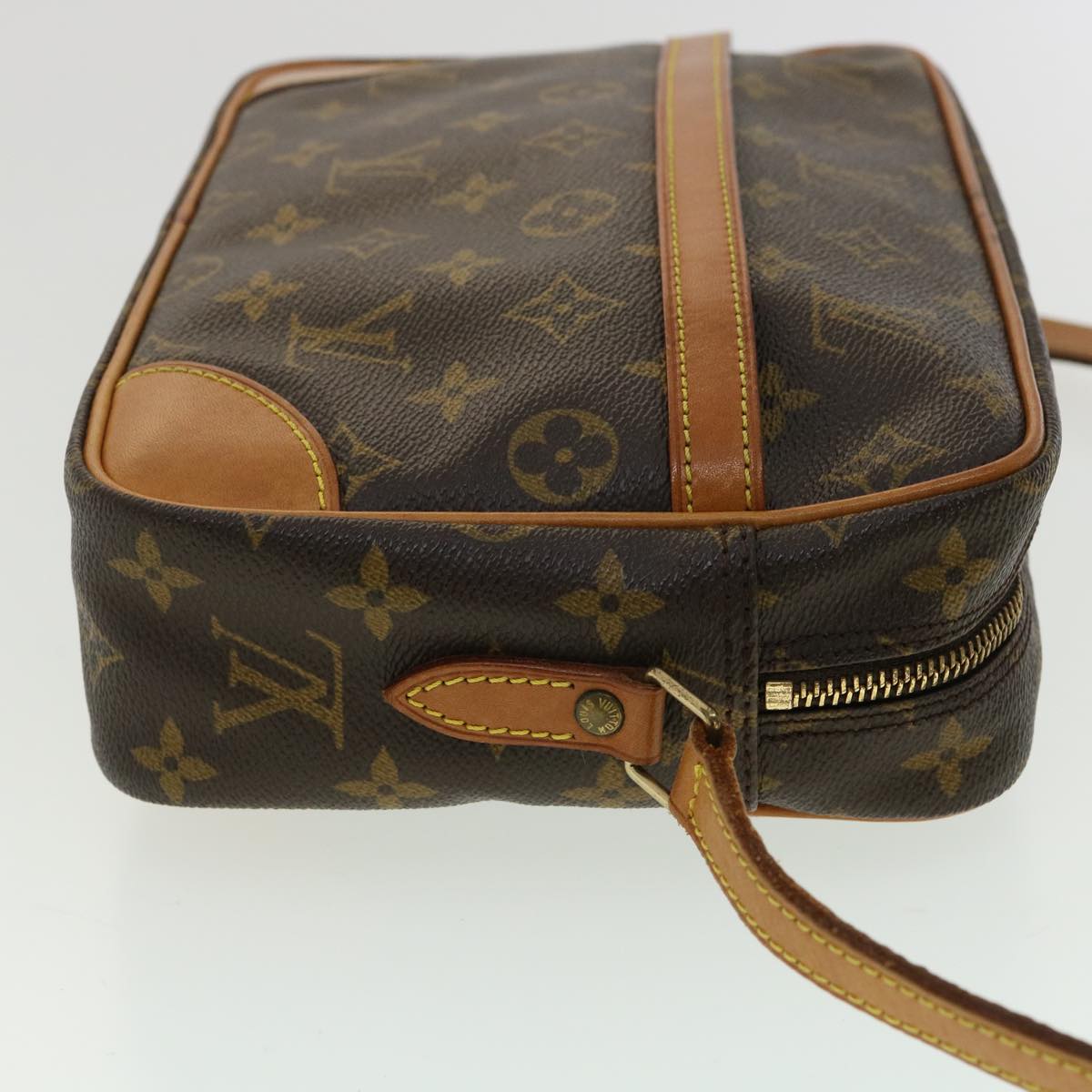 LOUIS VUITTON Monogram Trocadero 27 Shoulder Bag M51274 LV 32666