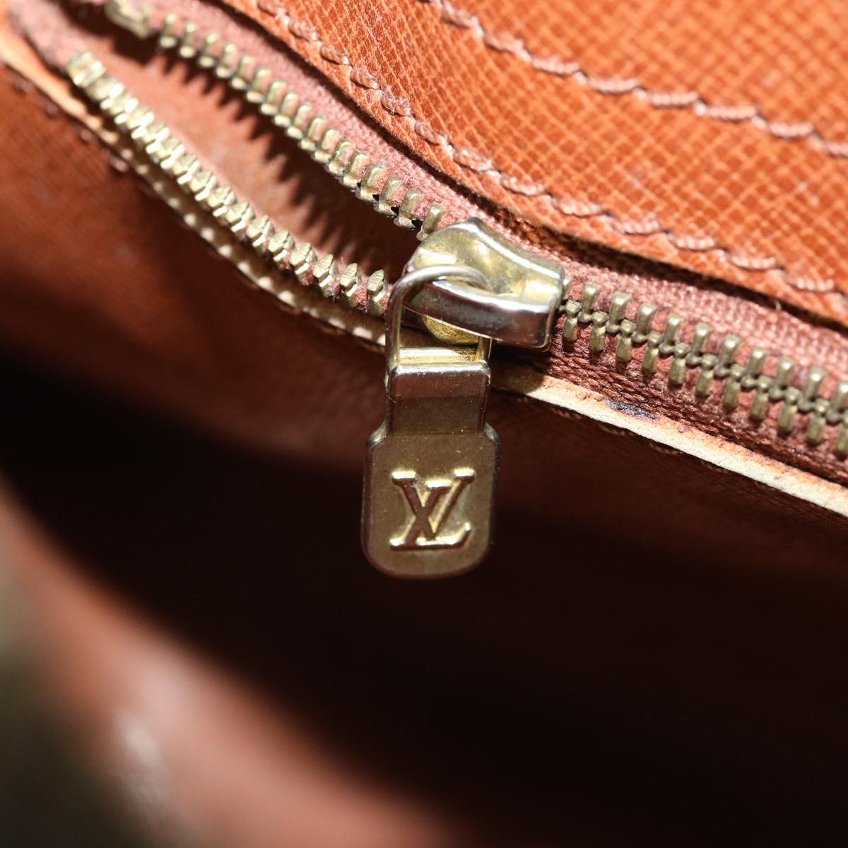 LOUIS VUITTON Monogram Senlis Shoulder Bag M51222 LV 32670