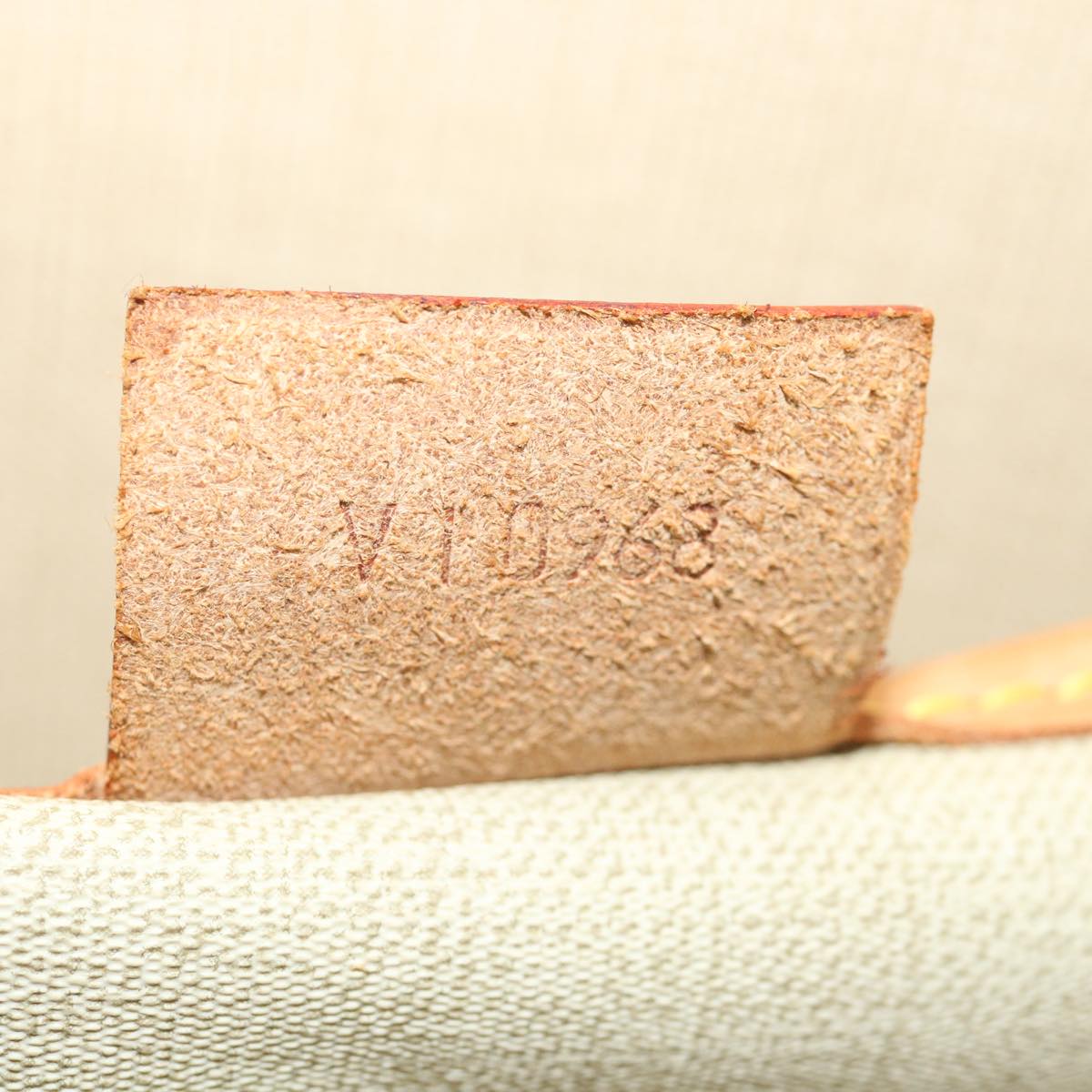 LOUIS VUITTON Monogram Excursion Hand Bag M41450 LV 32902