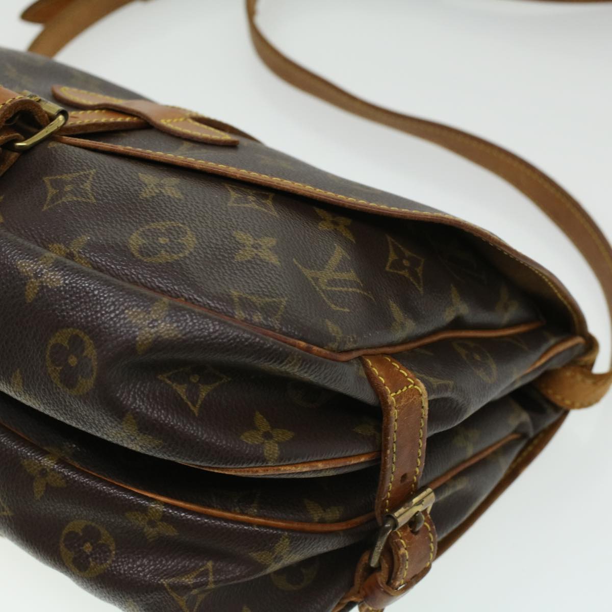LOUIS VUITTON Monogram Saumur 30 Shoulder Bag M42256 LV 33016
