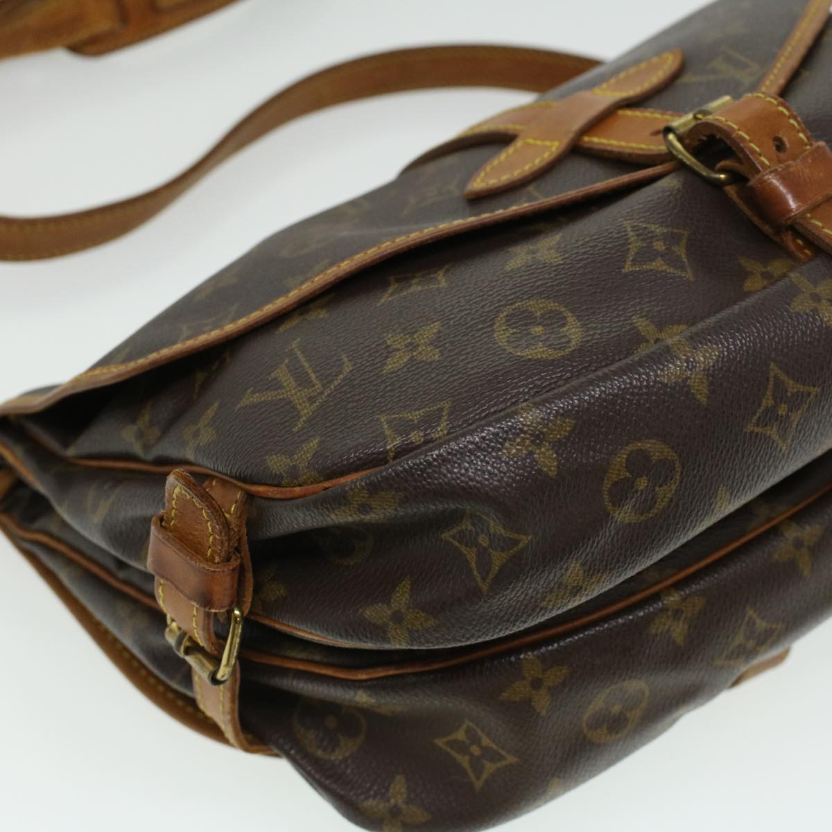 LOUIS VUITTON Monogram Saumur 30 Shoulder Bag M42256 LV 33016