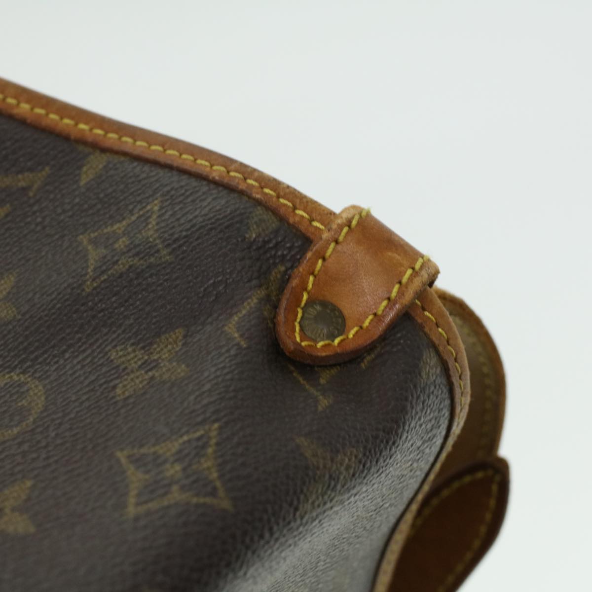 LOUIS VUITTON Monogram Saumur 30 Shoulder Bag M42256 LV 33016