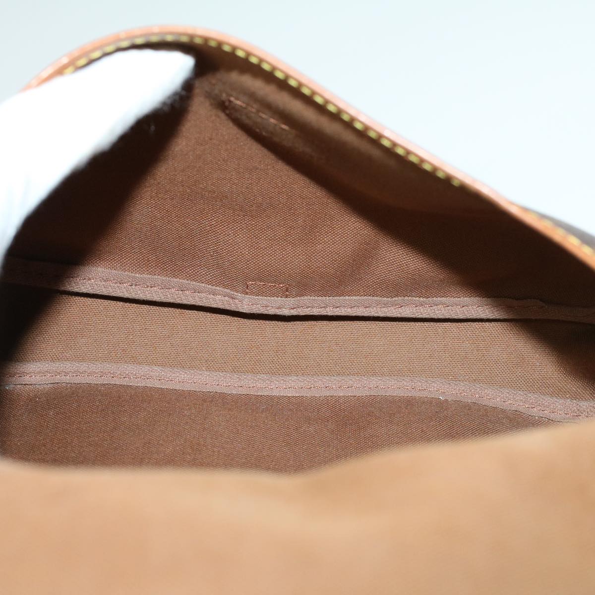 LOUIS VUITTON Monogram Saumur 30 Shoulder Bag M42256 LV 33016