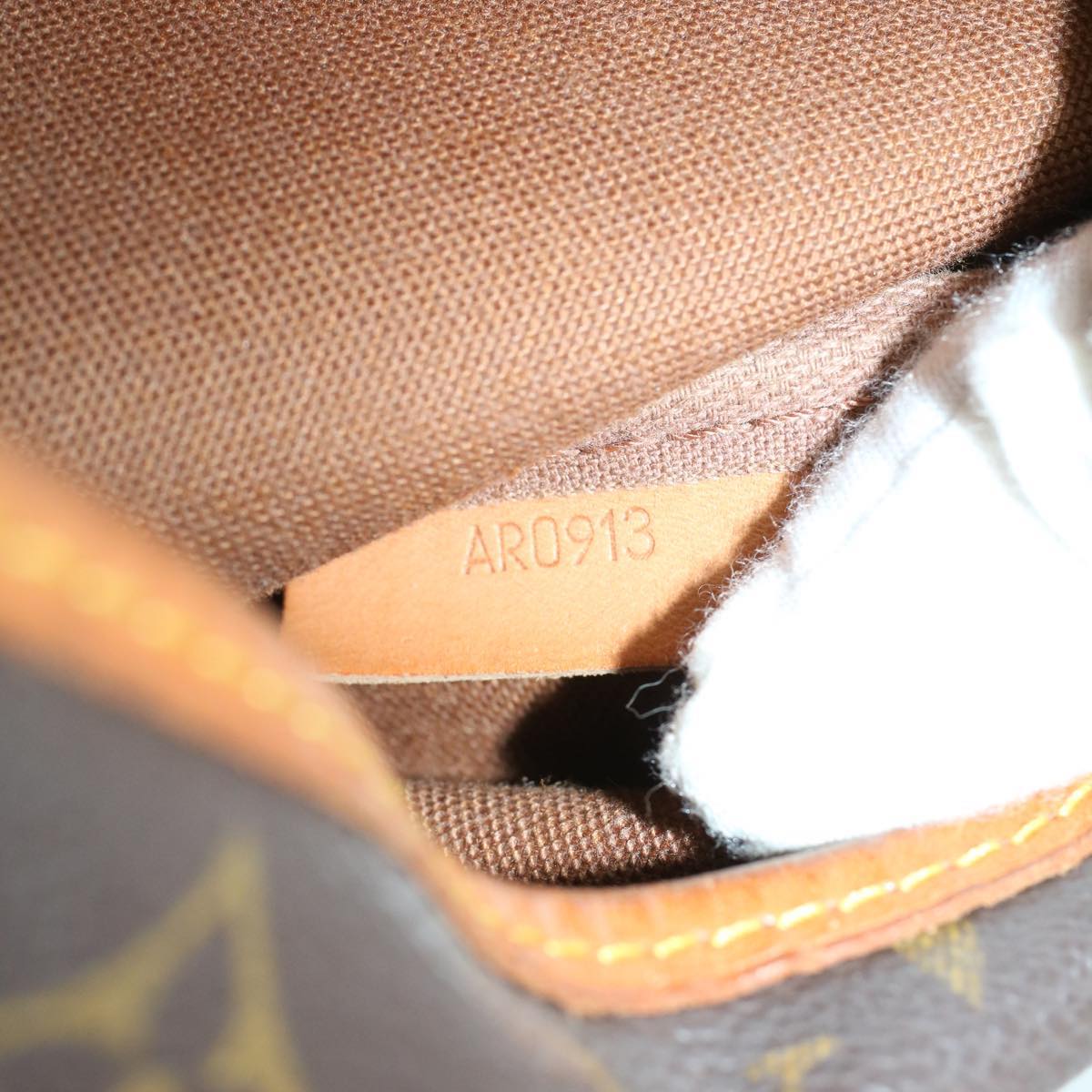 LOUIS VUITTON Monogram Saumur 30 Shoulder Bag M42256 LV 33016