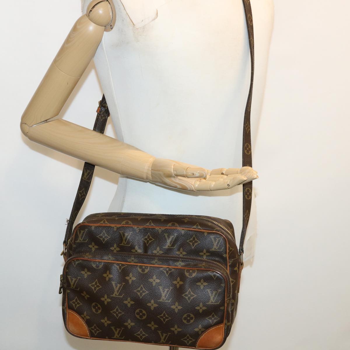 LOUIS VUITTON Monogram Nile Shoulder Bag M45244 LV 33049
