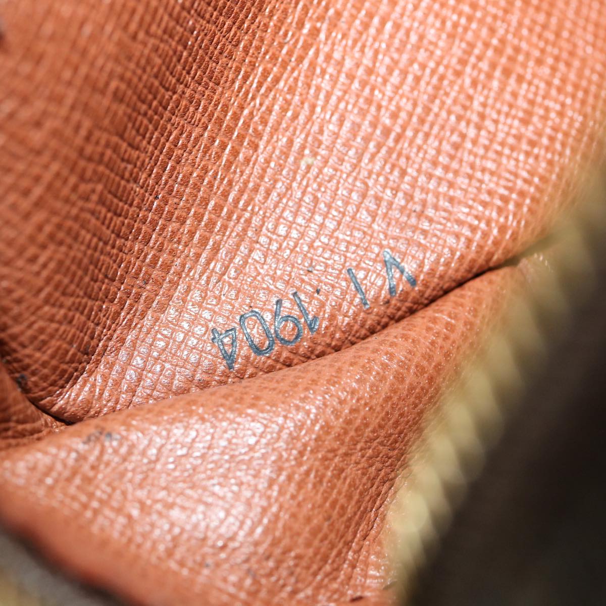 LOUIS VUITTON Monogram Trocadero 30 Shoulder Bag M51272 LV 33085