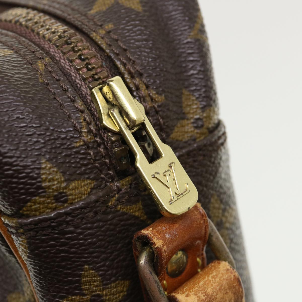 LOUIS VUITTON Monogram Trocadero 30 Shoulder Bag M51272 LV 33086