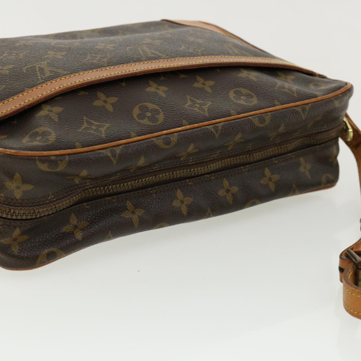 LOUIS VUITTON Monogram Trocadero 30 Shoulder Bag M51272 LV 33086