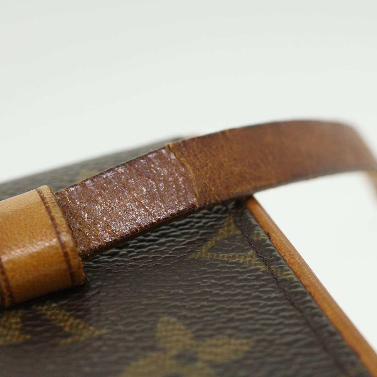 LOUIS VUITTON Monogram Pochette Florentine Waist Bag M51855 LV 33590