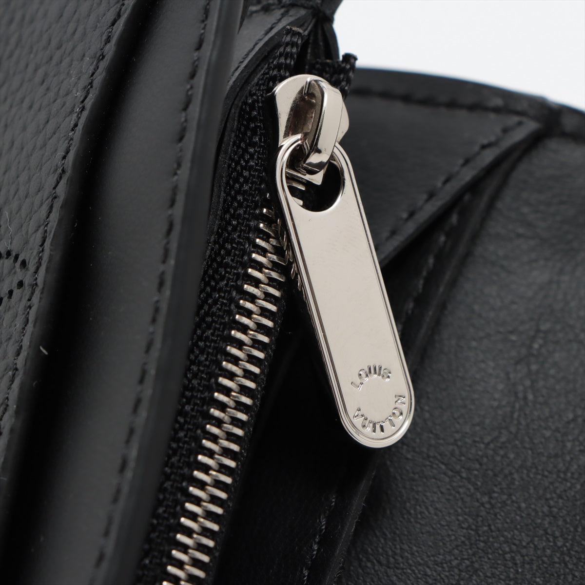Louis Vuitton Machina Portefolios M60143 Noneir Long   Wallet