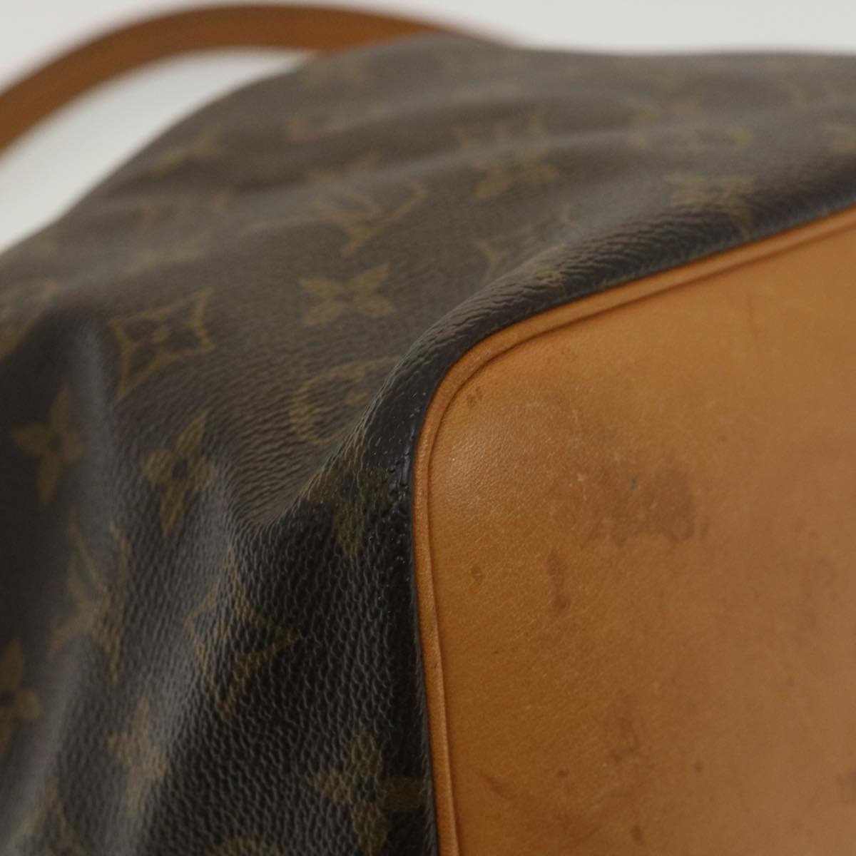 LOUIS VUITTON Monogram Petit Noe Shoulder Bag M42226 LV 33667