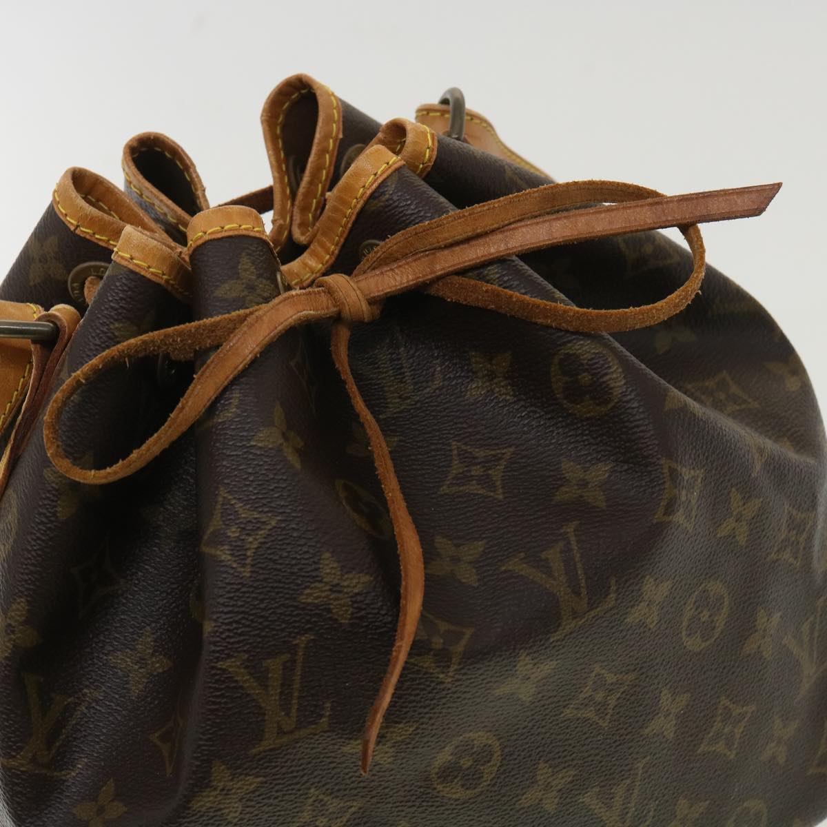 LOUIS VUITTON Monogram Petit Noe Shoulder Bag M42226 LV 33667