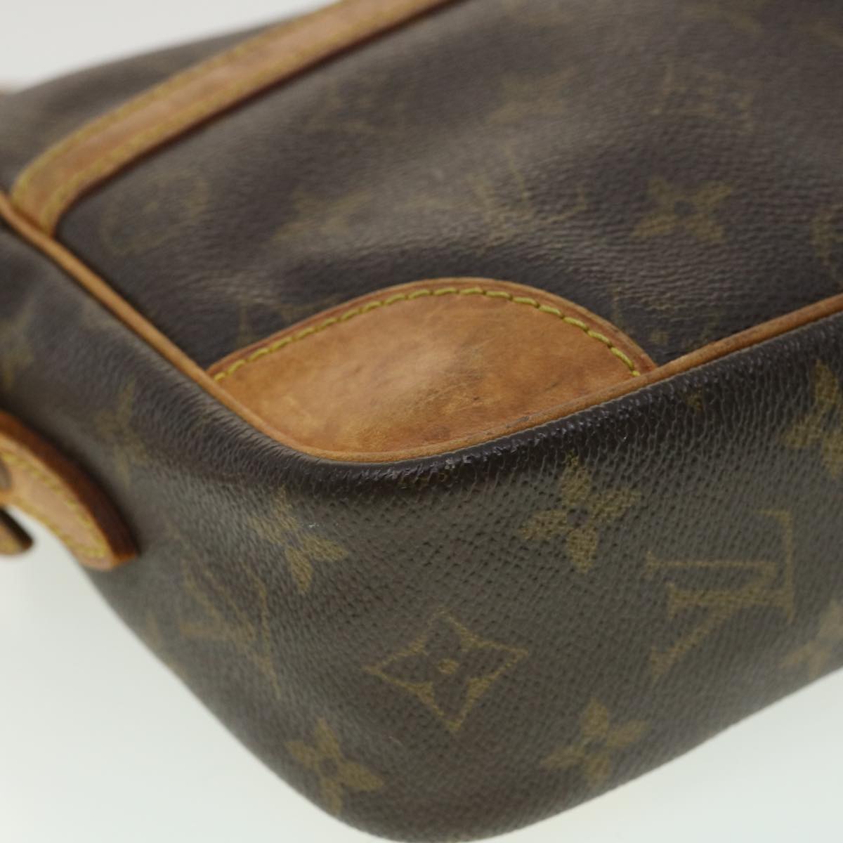LOUIS VUITTON Monogram Trocadero 27 Shoulder Bag M51274 LV 33686