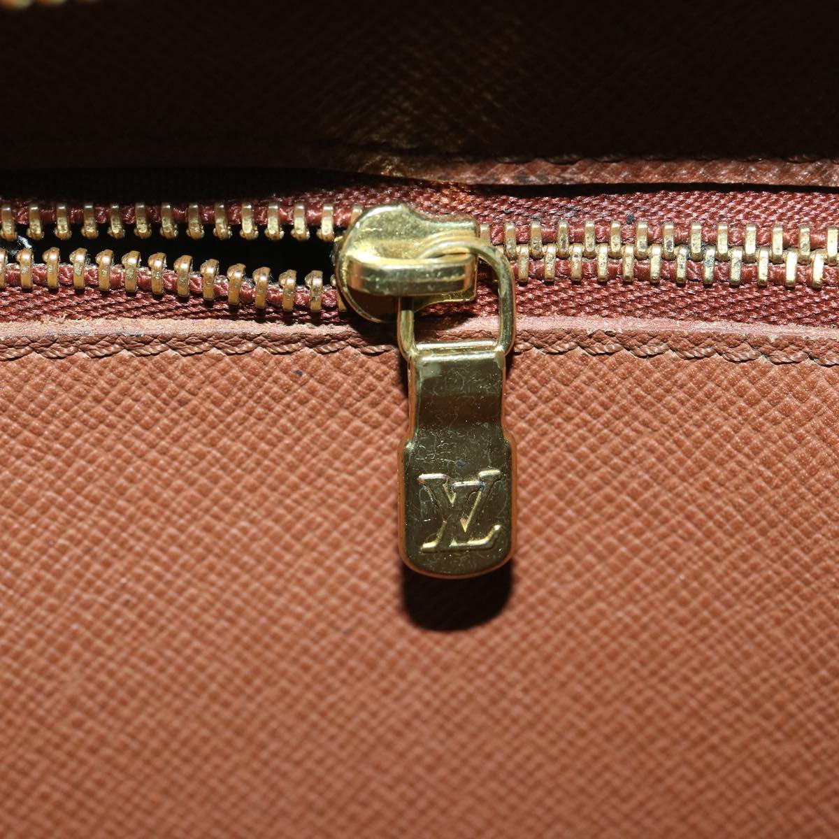 LOUIS VUITTON Monogram Trocadero 27 Shoulder Bag M51274 LV 33686