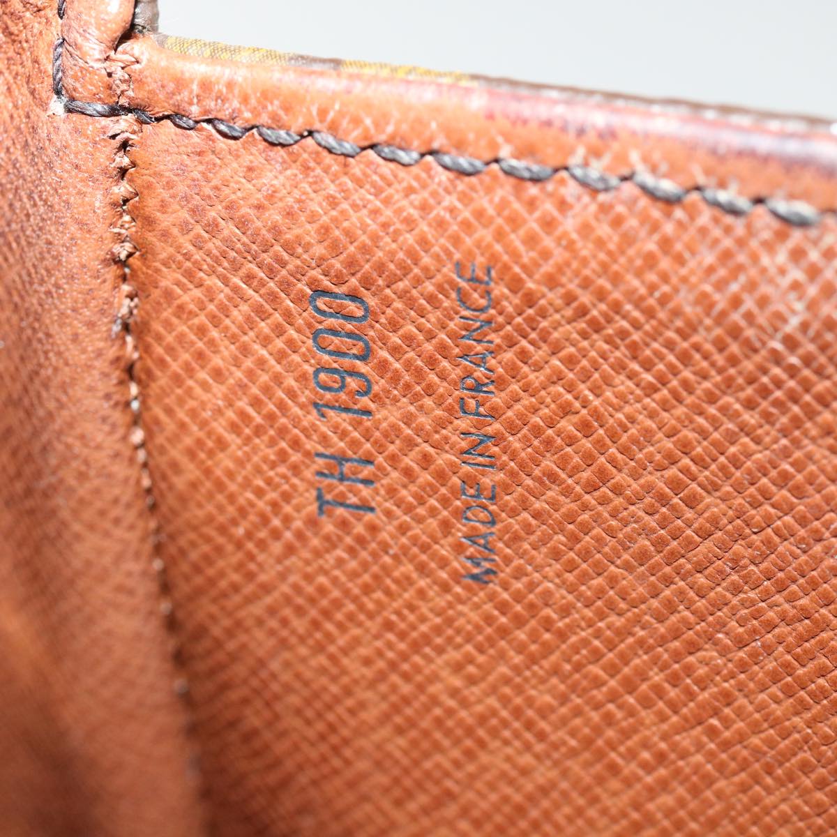 LOUIS VUITTON Monogram Saint Cloud GM Shoulder Bag M51242 LV 33745