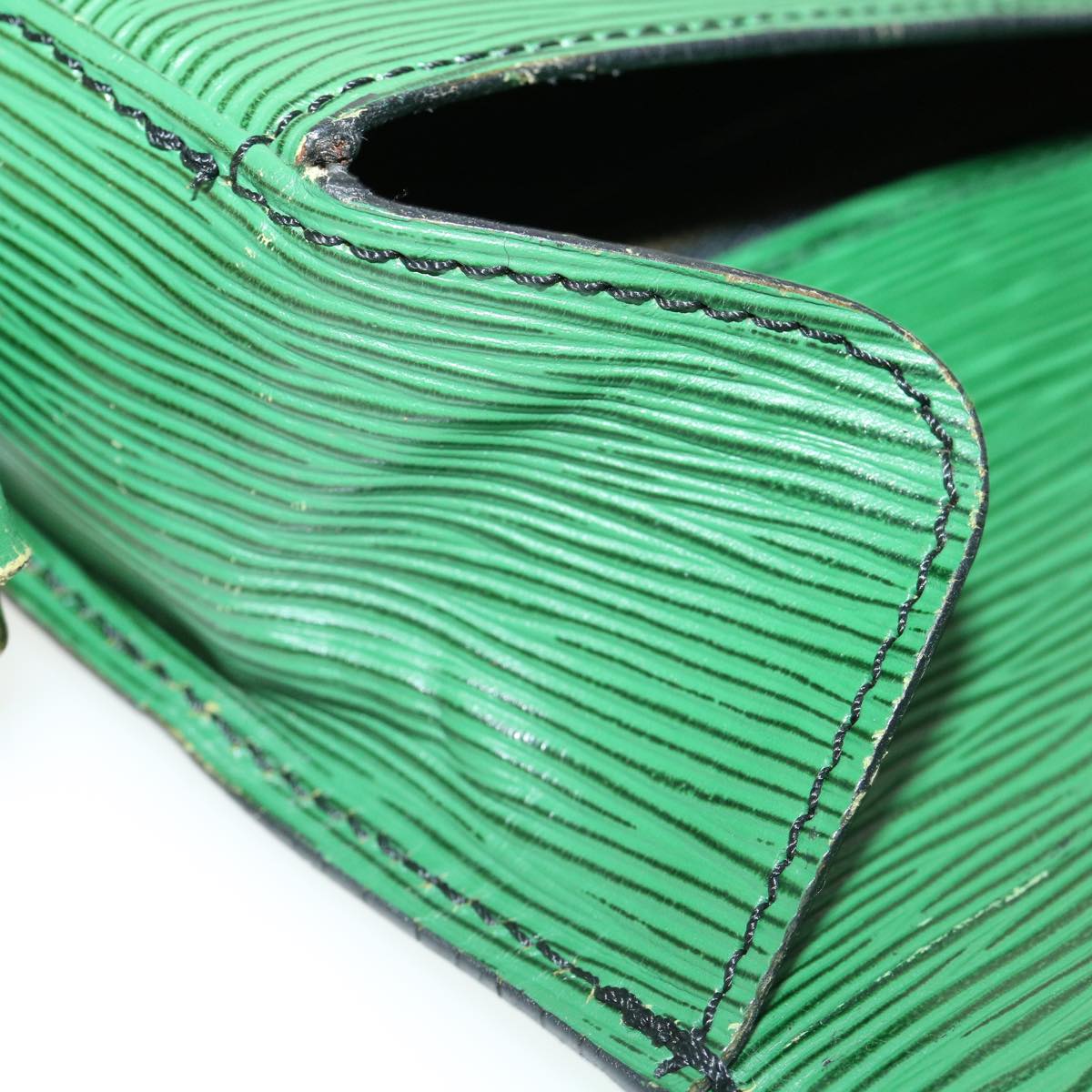 LOUIS VUITTON Epi Saint Cloud GM Shoulder Bag Green M52194 LV 33750