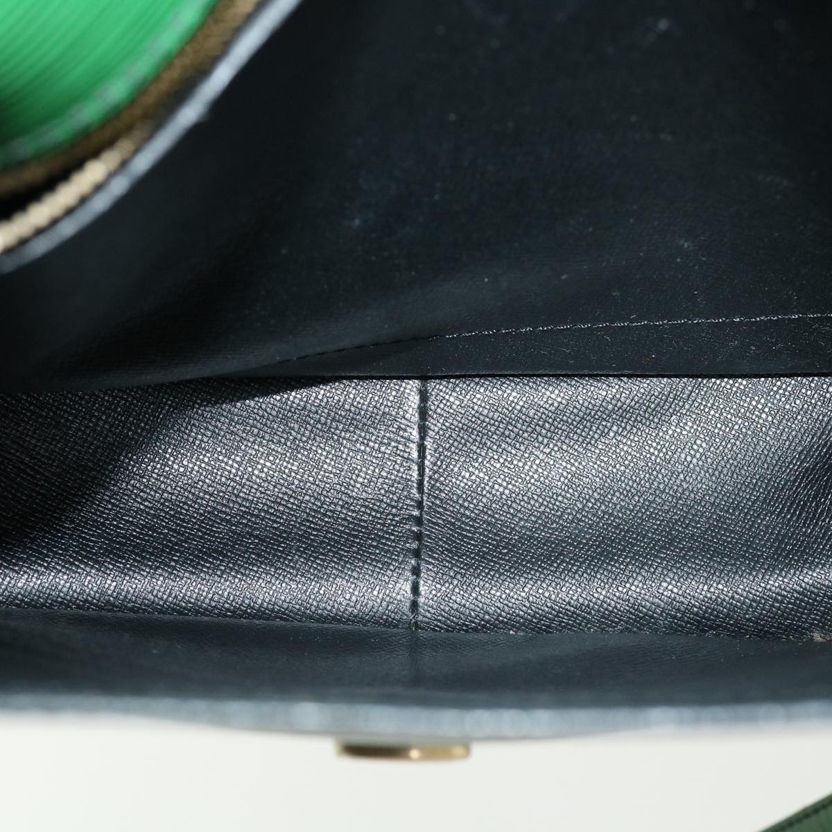 LOUIS VUITTON Epi Saint Cloud GM Shoulder Bag Green M52194 LV 33750