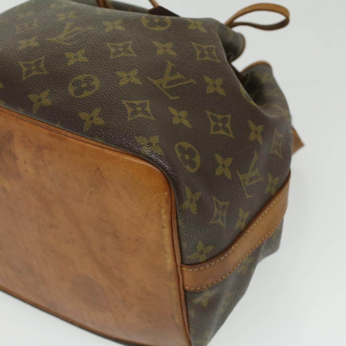 LOUIS VUITTON Monogram Petit Noe Shoulder Bag M42226 LV 33802