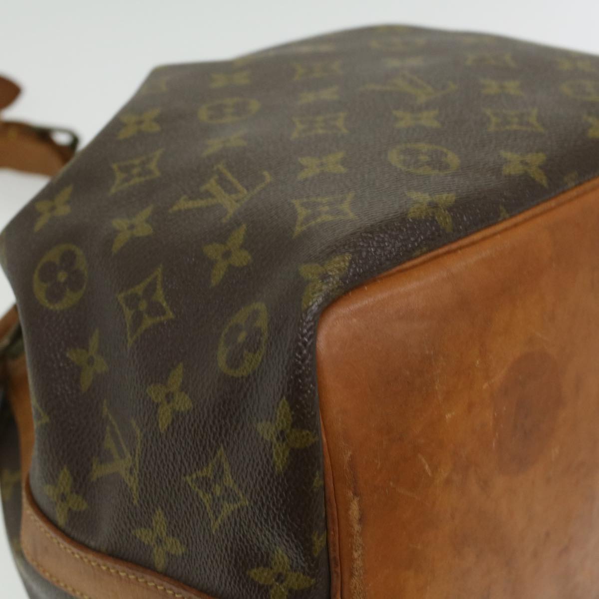 LOUIS VUITTON Monogram Petit Noe Shoulder Bag M42226 LV 33802