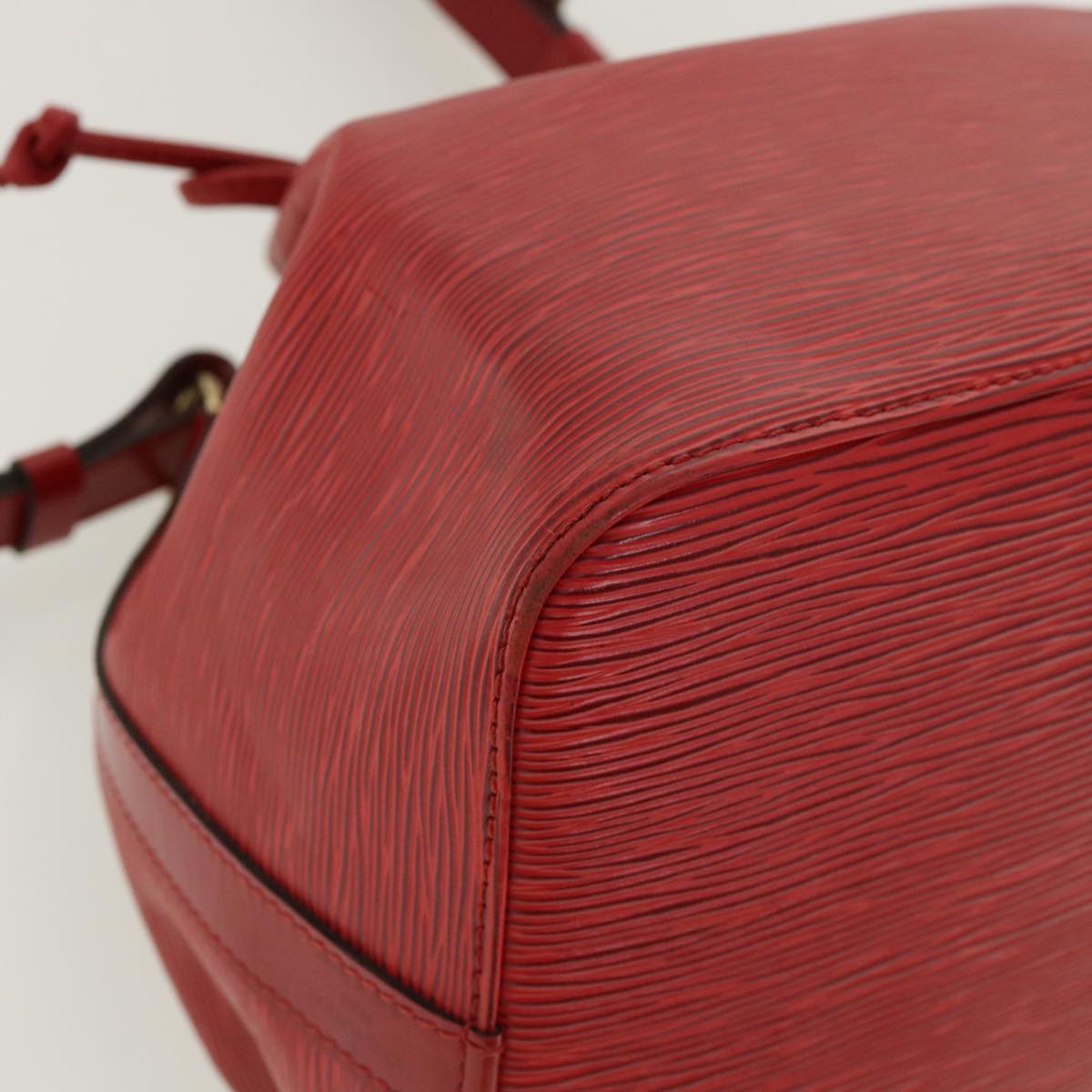 LOUIS VUITTON Epi Petit Noe Shoulder Bag Red M44107 LV 33920
