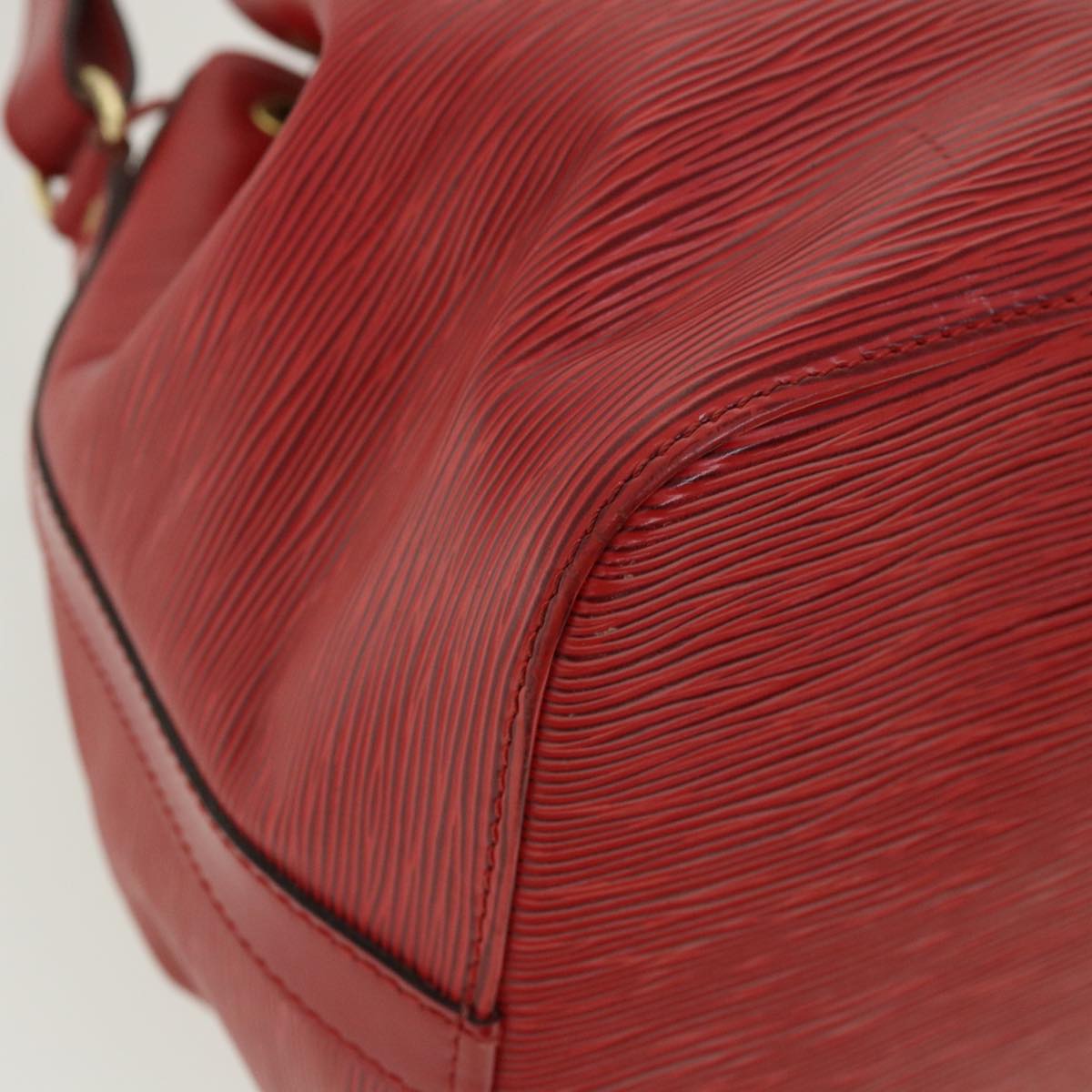 LOUIS VUITTON Epi Petit Noe Shoulder Bag Red M44107 LV 33920