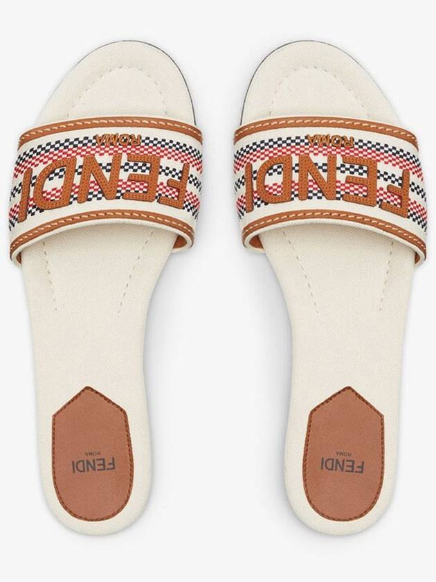 Luxury Fendi Signature Slides Slipper Beige