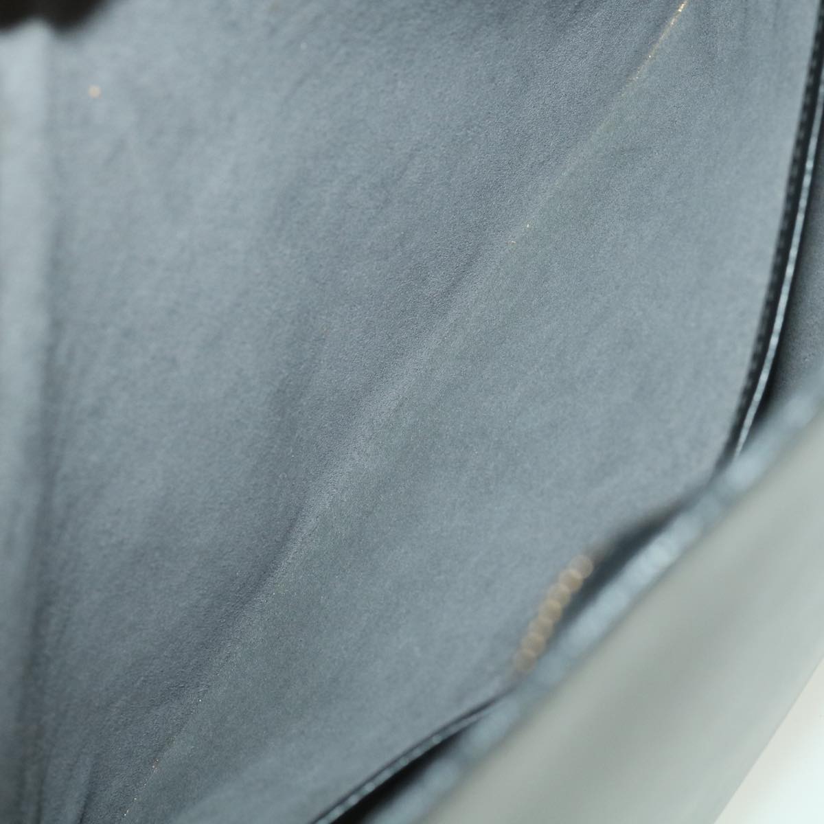 LOUIS VUITTON Epi Lussac Shoulder Bag Black M52282 LV 34006