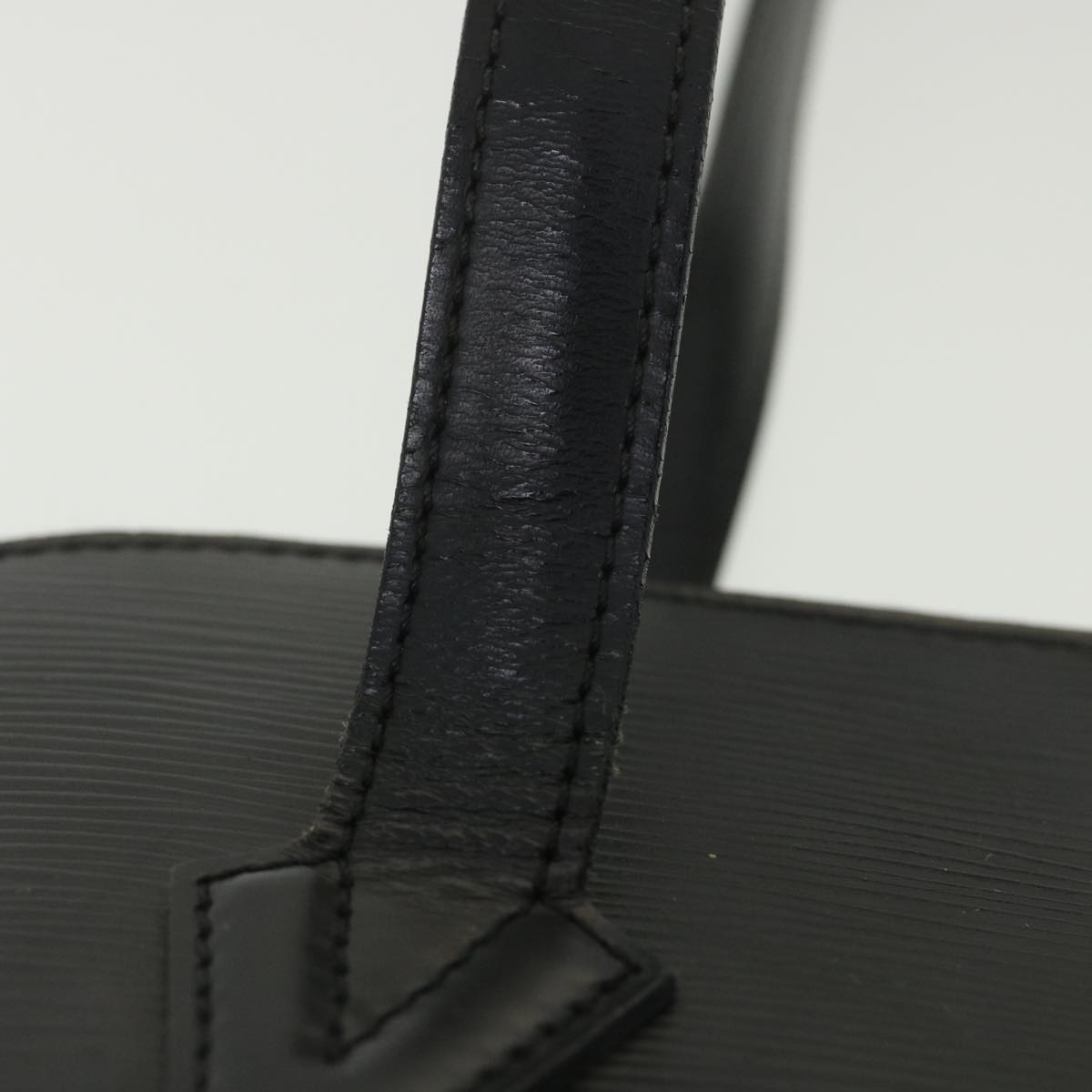 LOUIS VUITTON Epi Lussac Shoulder Bag Black M52282 LV 34006