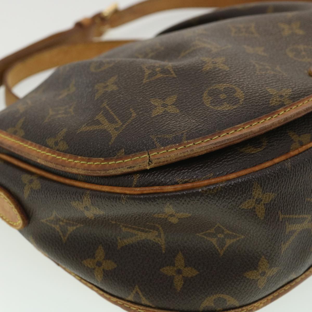 LOUIS VUITTON Monogram Menilmontant PM Shoulder Bag M40474 LV 34123