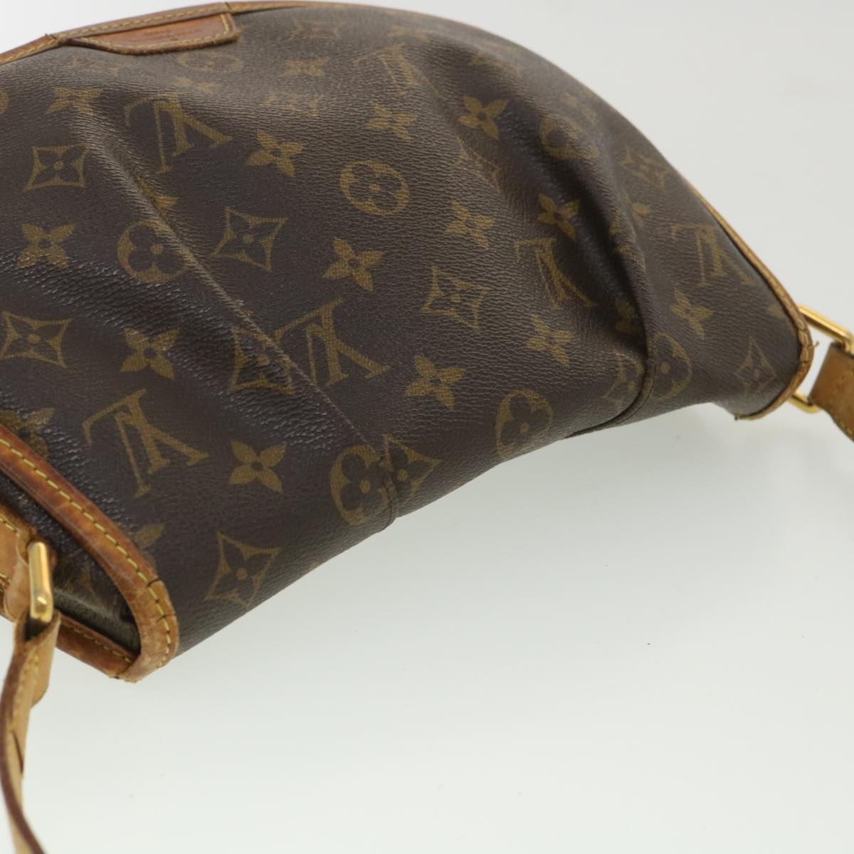 LOUIS VUITTON Monogram Menilmontant PM Shoulder Bag M40474 LV 34123