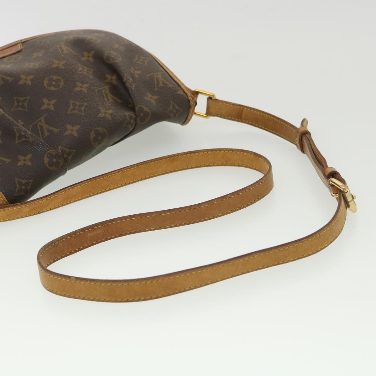 LOUIS VUITTON Monogram Menilmontant PM Shoulder Bag M40474 LV 34123