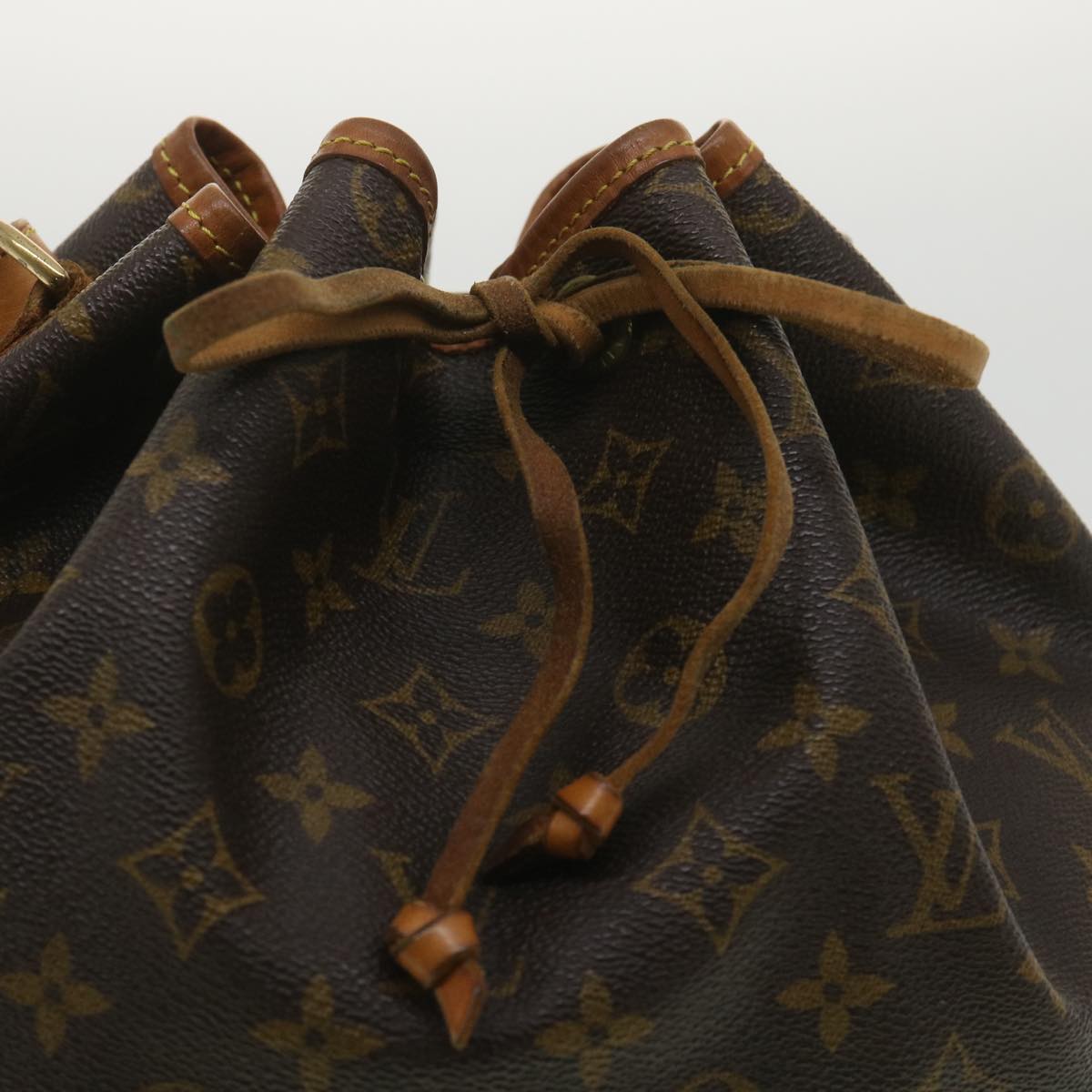 LOUIS VUITTON Monogram Noe Shoulder Bag M42224 LV 34142