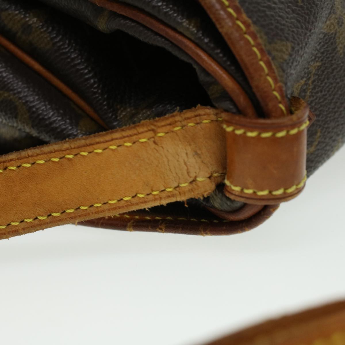 LOUIS VUITTON Monogram Saumur 35 Shoulder Bag M42254 LV 34310