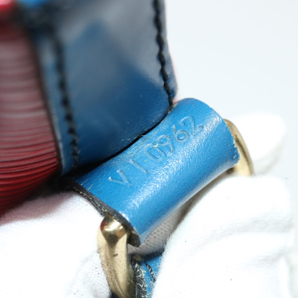 LOUIS VUITTON Epi Toriko color Noe Shoulder Bag Red Blue Green M44084 34330