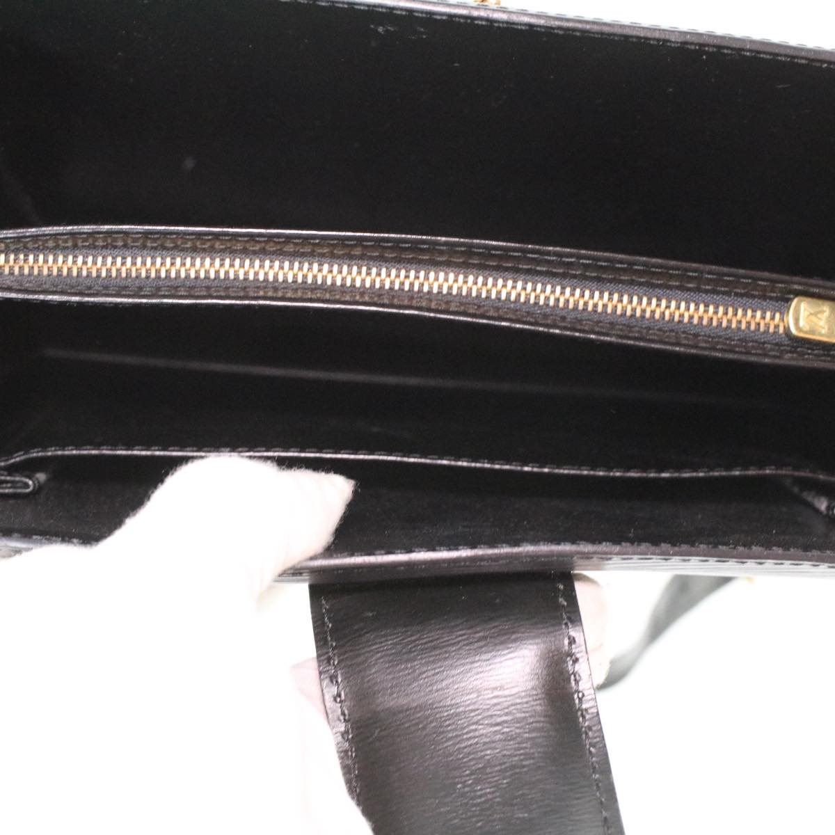 LOUIS VUITTON Epi Capuchin Shoulder Bag Black M52342 LV 34375