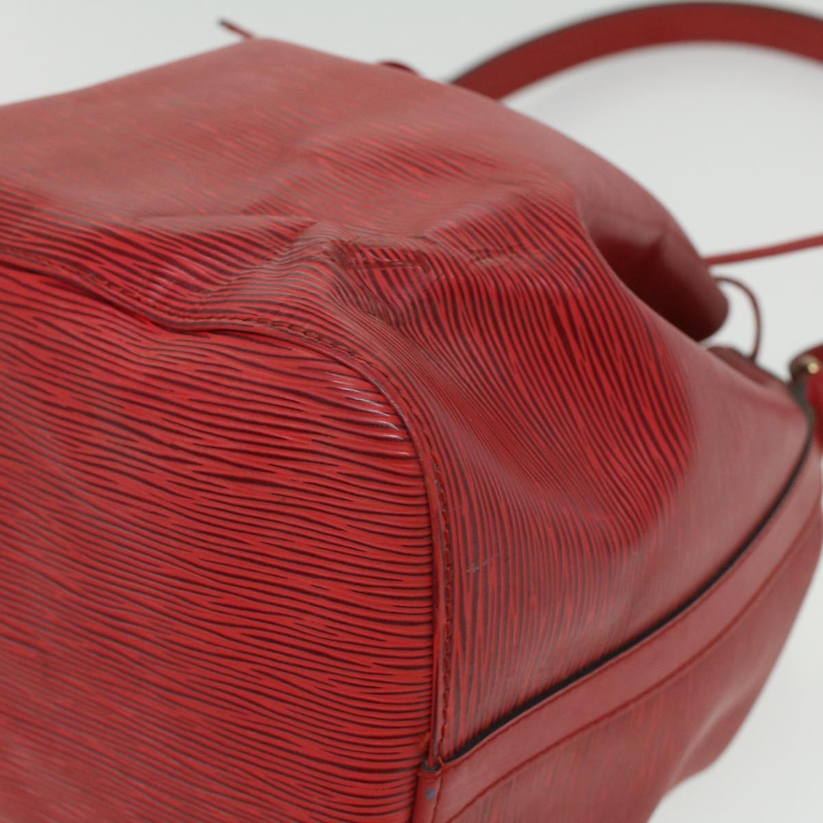LOUIS VUITTON Epi Petit Noe Shoulder Bag Red M44107 LV 34381