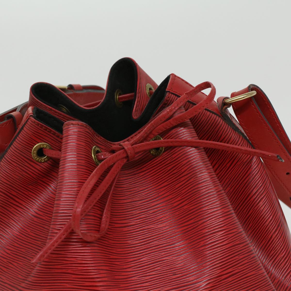LOUIS VUITTON Epi Petit Noe Shoulder Bag Red M44107 LV 34381